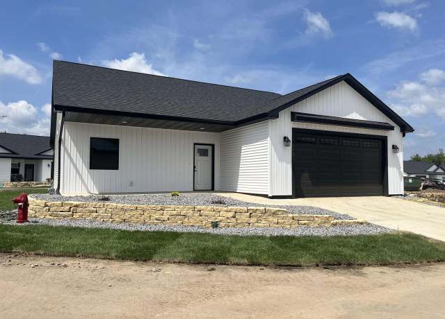 Property at 201 Bonnie Ln, Belleville, WI 53508, 3 beds, 3 baths