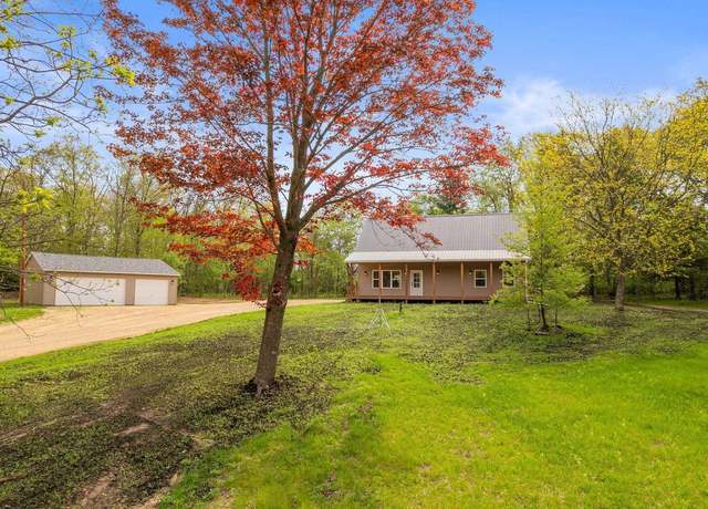 Property at 2806 3rd Ct, Oxford, WI 53952, 3 beds, 3 baths