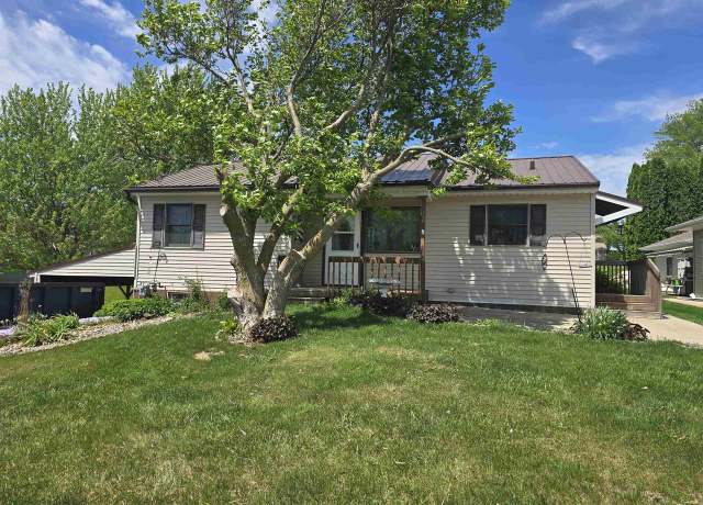 Property at 1550 11th St, Fennimore, WI 53809, 2 beds, 1.5 baths