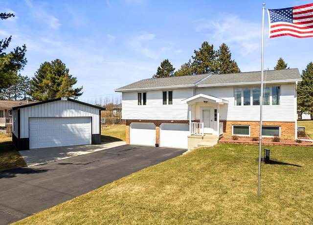 Property at 3644 Schneider Dr, Stoughton, WI 53589, 3 beds, 1.5 baths