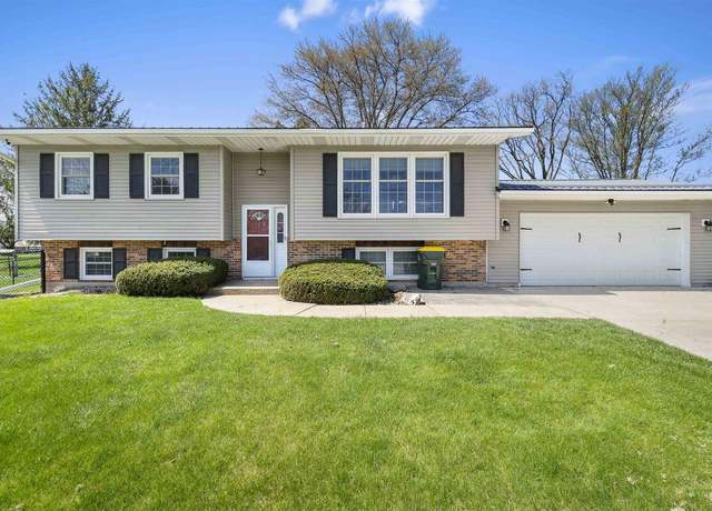 Property at 404 Ridge Rd, Montfort, WI 53569, 4 beds, 2 baths