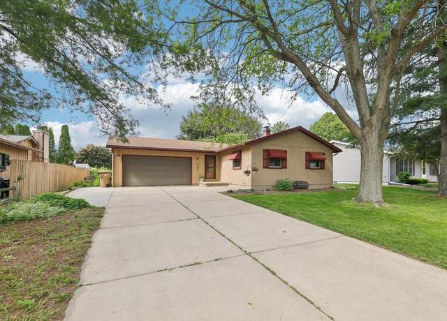 Property at 5606 E Buckeye Rd, Madison, WI 53716, 3 beds, 1 bath