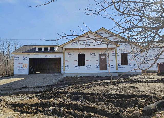 Property at 337 Sandmar Dr, Ripon, WI 54971, 3 beds, 2 baths