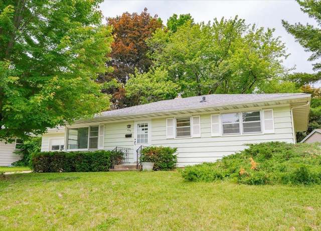 Property at 434 S Segoe Rd, Madison, WI 53711, 3 beds, 1 bath