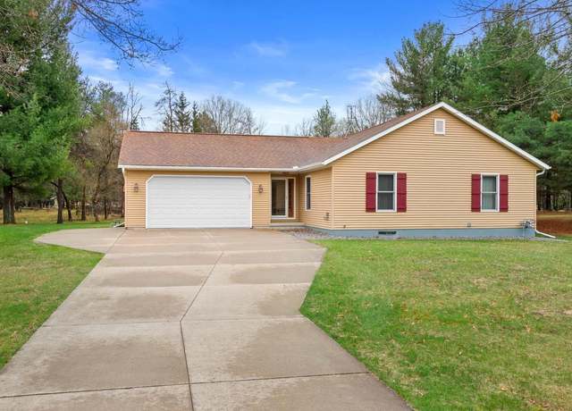 Property at 952 Round Oak Ct, Nekoosa, WI 54457, 2 beds, 1.5 baths