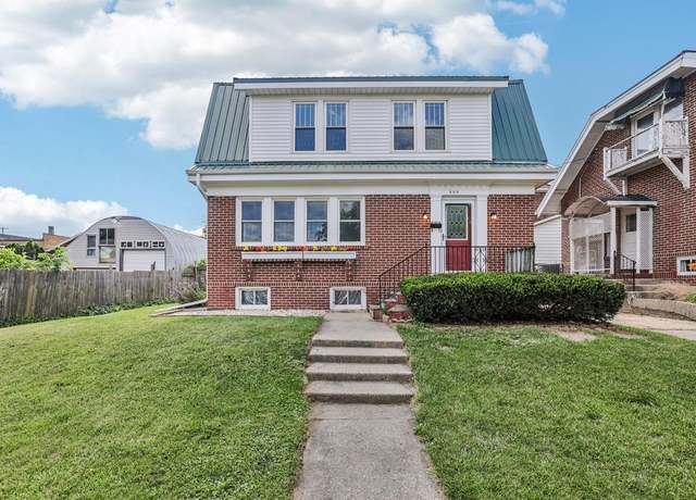 Property at 809 18th Ave, Monroe, WI 53566, 3 beds, 2 baths