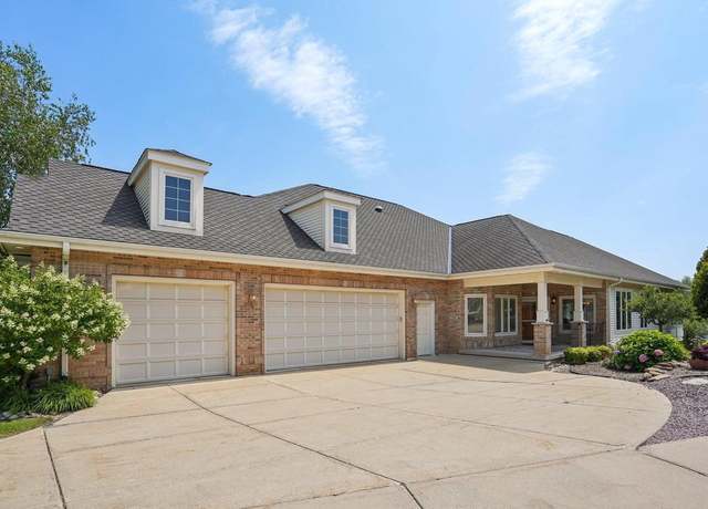 Property at 1718 Brookside Ln, Waunakee, WI 53597, 3 beds, 2.5 baths