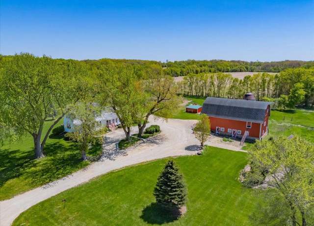 Property at 3756 E County Rd N, Milton, WI 53563, 4 beds, 1.5 baths