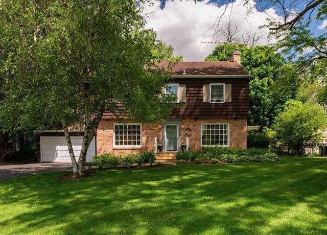 Property at 1651 E Ridge Rd, Beloit, WI 53511, 4 beds, 2.5 baths