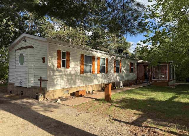 Property at 1770 Wisconsin Dells Lot Pkwy, Wisconsin Dells, WI 53965, 3 beds, 2 baths