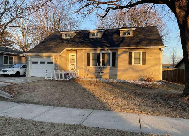 Property at 345 S Randall Ave, Janesville, WI 53545, 4 beds, 2 baths