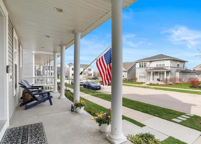 Property at 2909 Bulwer Ln, Madison, WI 53711, 3 beds, 2.5 baths