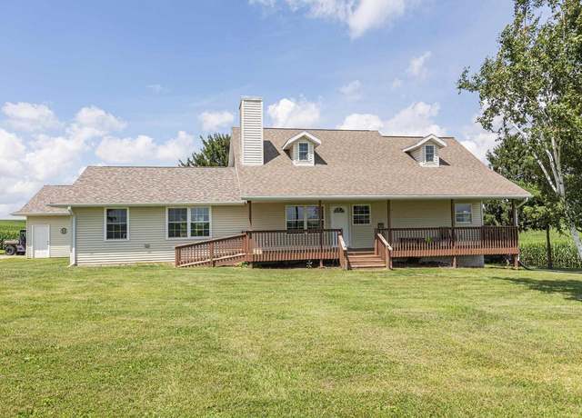 Property at 3625 Pine Rd, Shullsburg, WI 53586, 3 beds, 2 baths