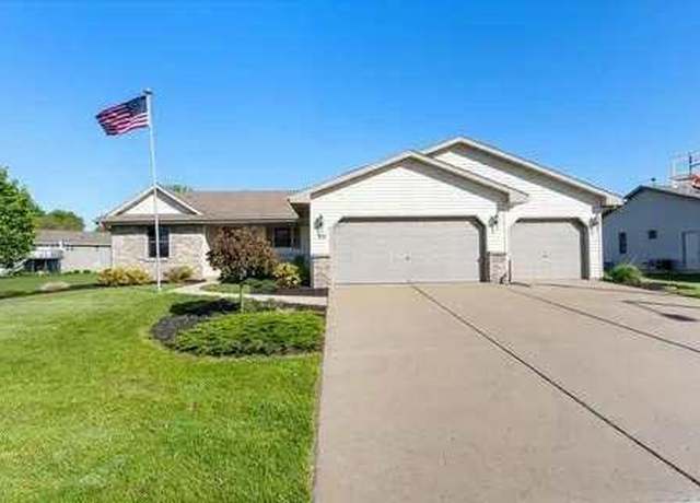 Property at 190 E St Mary St, Milton, WI 53563, 4 beds, 3 baths