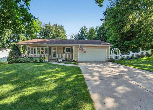 Property at 6809 Pilgrim Rd, Madison, WI 53711, 3 beds, 2 baths