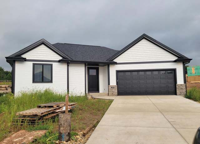 Property at 1224 Tivoli Cir, Oregon, WI 53575, 3 beds, 3 baths