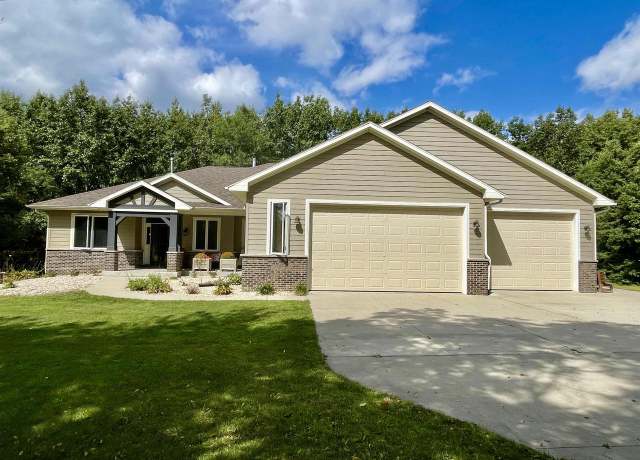 Property at 9426 N Raven Ct, Milton, WI 53563, 3 beds, 2.5 baths