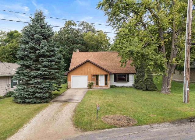 Property at 5422 Gettle Ave, Madison, WI 53705, 4 beds, 3 baths