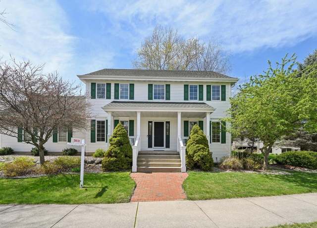 Property at 1613 Brookside Ln, Waunakee, WI 53597, 4 beds, 3.5 baths