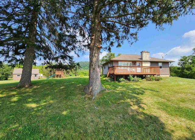Property at W12206 County Road J, Lodi, WI 53555, 3 beds, 1.5 baths