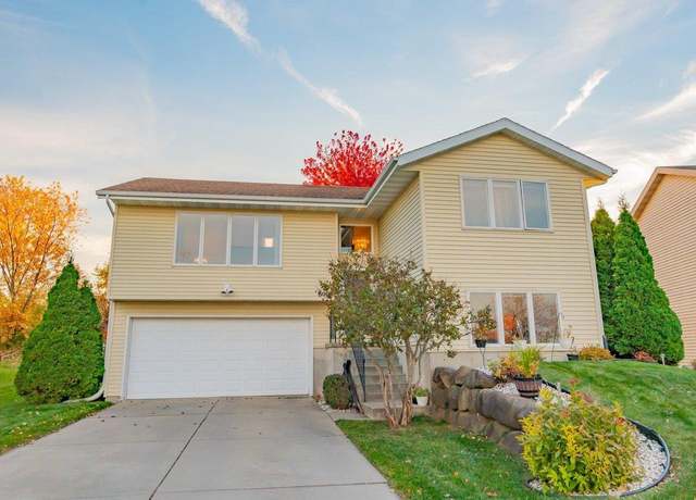Property at 6005 Roseberg Rd, Madison, WI 53719, 3 beds, 2 baths