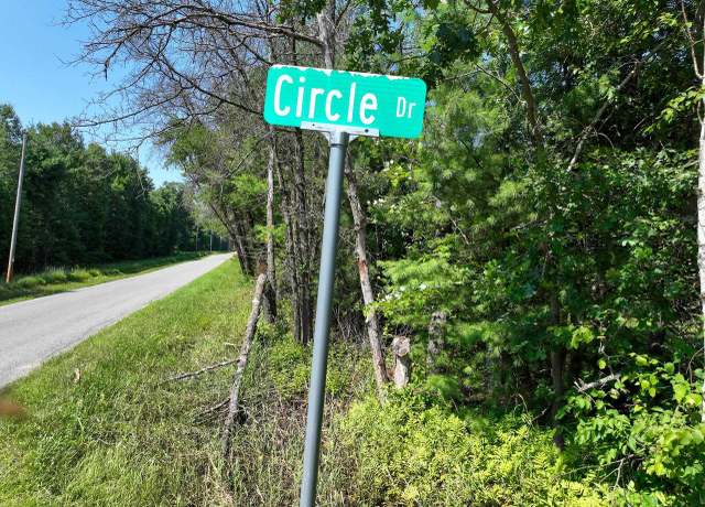 Property at W5425 Circle Dr, New Lisbon, WI 53950