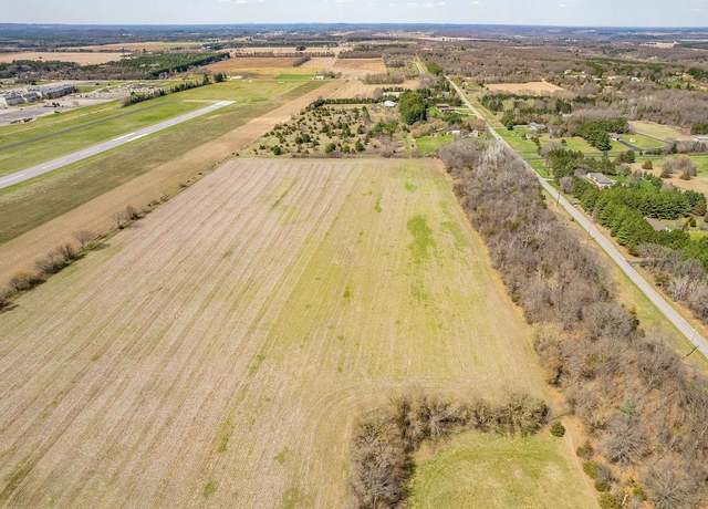 Property at 35.57 Fox Hill Rd, Baraboo, WI 53913