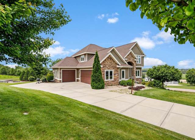 Property at 3403 Whistling Wind Way, Sun Prairie, WI 53590, 4 beds, 3.5 baths