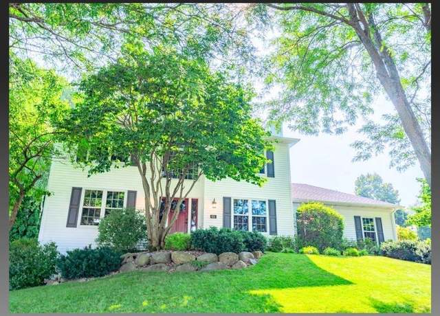 Property at 974 Peregrine Trl, Oregon, WI 53575, 3 beds, 3.5 baths