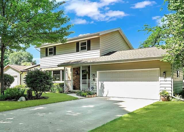 Property at 10 Lukken Ct, Madison, WI 53704, 3 beds, 1.5 baths
