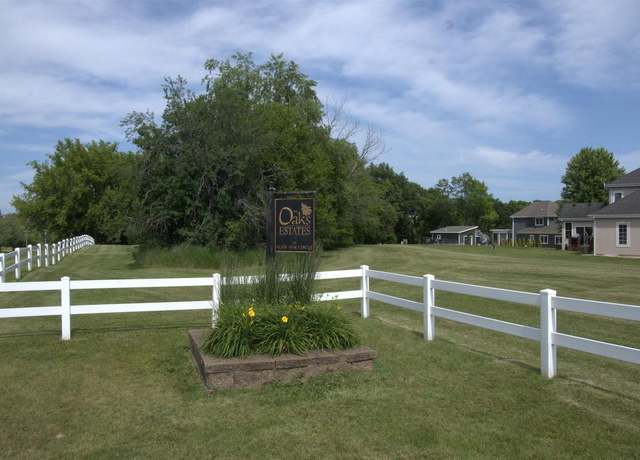Property at 2288 Glen Oaks Cir, Sun Prairie, WI 53527