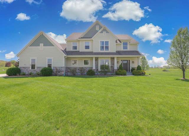 Property at N65W28101 Hickory Hill Dr, Sussex, WI 53089, 4 beds, 2.5 baths
