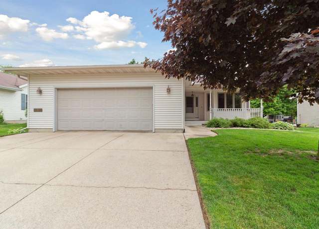 Property at 324 W Milwaukee St, Stoughton, WI 53589, 3 beds, 2 baths