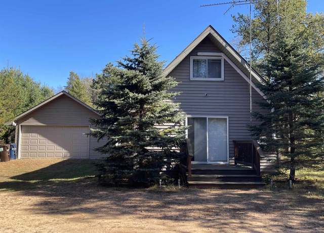 Property at 2414 Valley Dr, Friendship, WI 53934, 3 beds, 1 bath