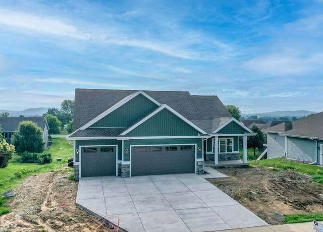 Property at 500 Whitford Ave, Prairie Du Sac, WI 53578, 5 beds, 3 baths