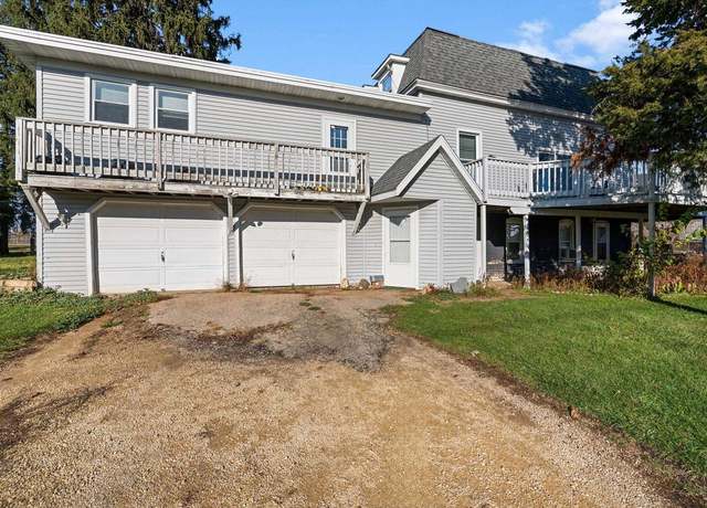 Property at 318 Mandt Pkwy, Stoughton, WI 53589, 5 beds, 3 baths