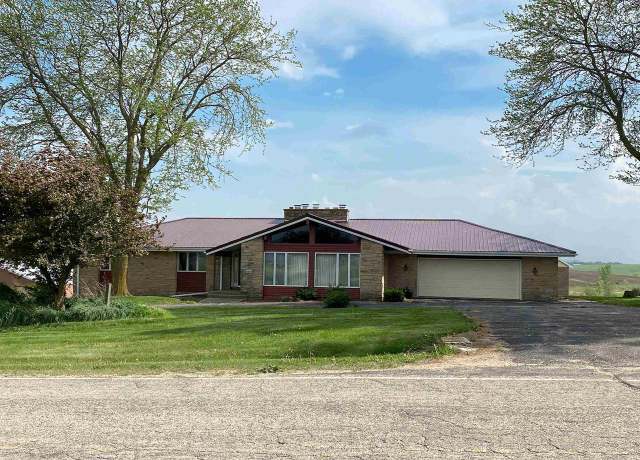 Property at 831 County Road Ig, Livingston, WI 53554, 3 beds, 2.5 baths