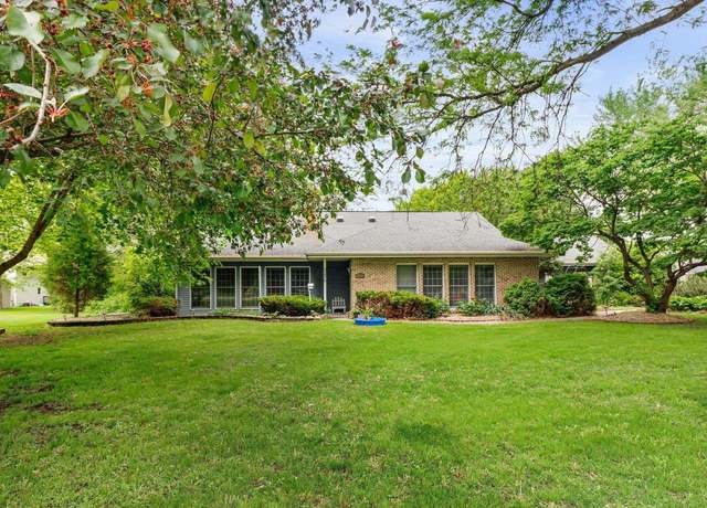 Property at 3286 E Danbury Dr, Janesville, WI 53546, 3 beds, 2.5 baths