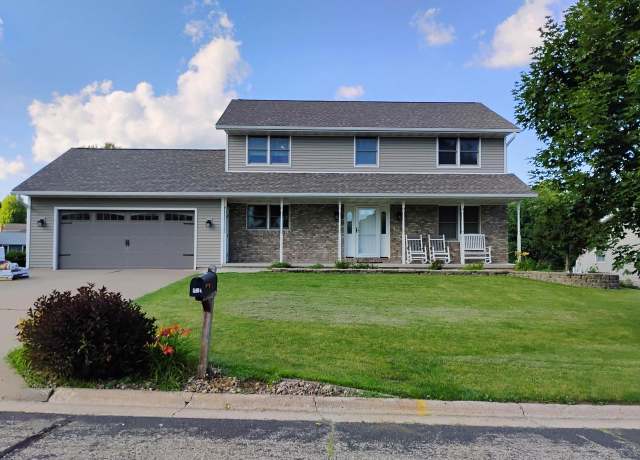Property at 1420 Primrose Ln, Lancaster, WI 53813, 3 beds, 3.5 baths