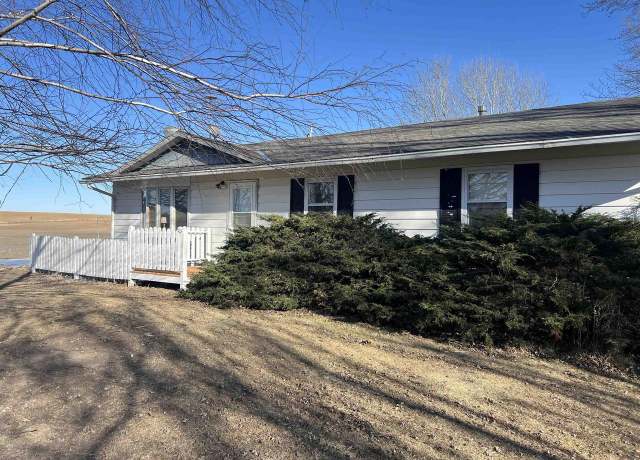 Property at 637 200th Ave, Union Grove, WI 53182, 4 beds, 1.5 baths