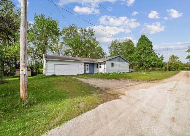 Property at 637 200th Ave, Union Grove, WI 53182, 4 beds, 1.5 baths