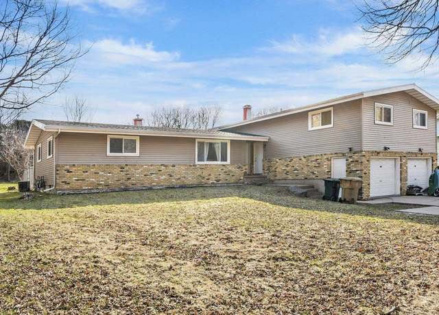 Property at 1209 S Thompson Dr, Madison, WI 53716, 5 beds, 2.5 baths