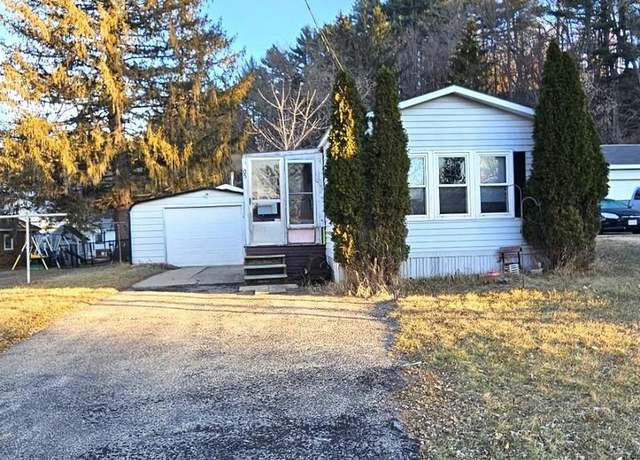Property at 205 E Colvin Rd, Wonewoc, WI 53968, 2 beds, 1 bath