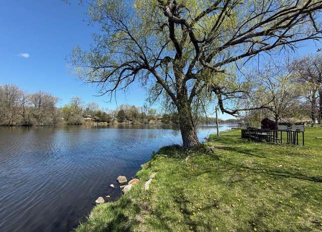 Property at W5522 Rainbow Rd, Pardeeville, WI 53954, 2 beds, 2 baths