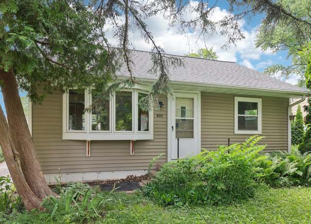 Property at 905 Ridgewood Way, Madison, WI 53713, 2 beds, 1 bath