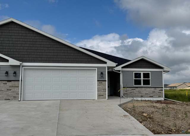 Property at 1171 Redhawk Dr, Milton, WI 53563, 2 beds, 2 baths