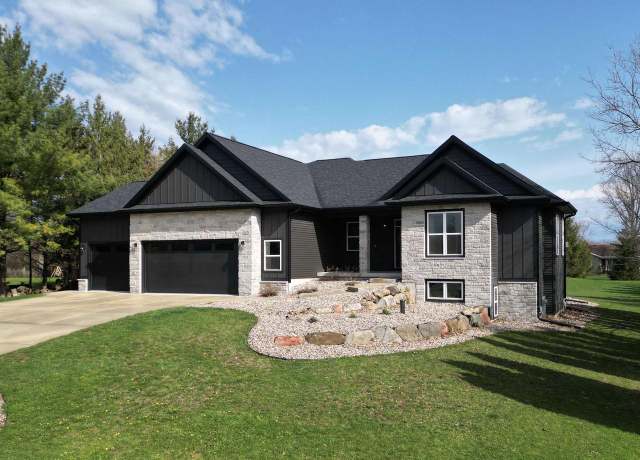 Property at 3156 Breeze Dr, Sun Prairie, WI 53590, 5 beds, 3 baths