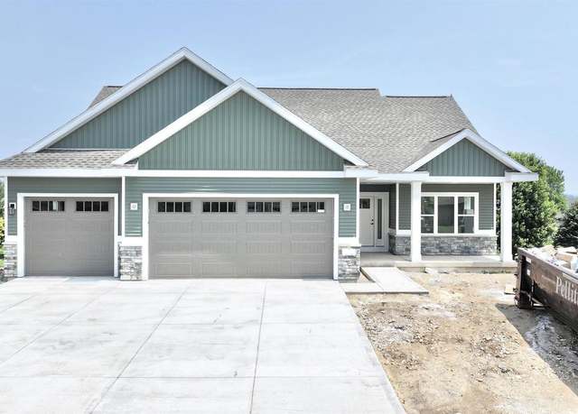 Property at 500 Whitford Ave, Prairie Du Sac, WI 53578, 5 beds, 3 baths