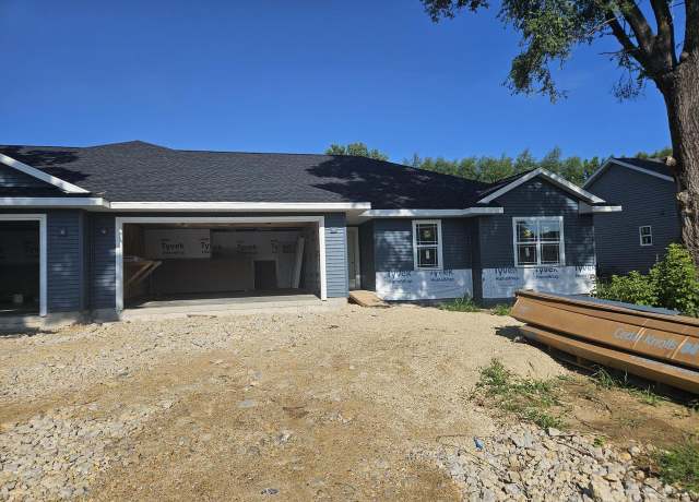 Property at 3803 Avery Ln, Janesville, WI 53546, 3 beds, 2 baths