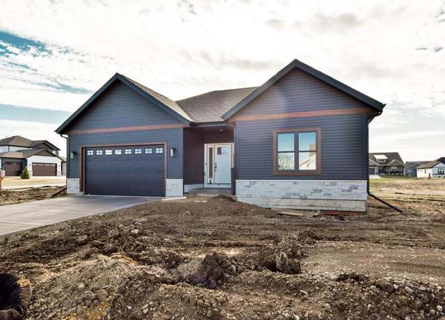 Property at 2575 Notre Dame Dr, Fitchburg, WI 53711, 3 beds, 2 baths